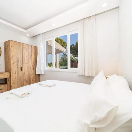 빌라 Marvelous With Private Pool In Muratpasa